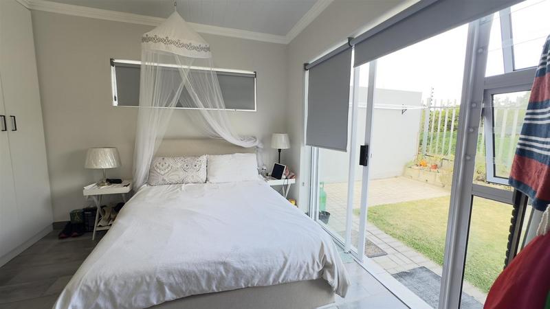 2 Bedroom Property for Sale in Tergniet Western Cape